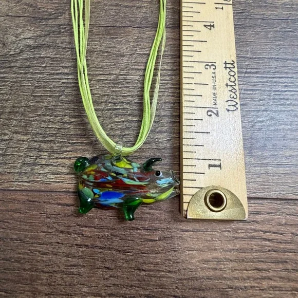 Art Glass Pig Pendant Necklace Lime Green Ribbon Cord Confetti Animal Jewelry - Picture 7 of 10